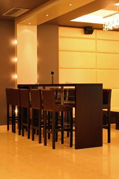Hotel Finix サンダンスキ エクステリア 写真