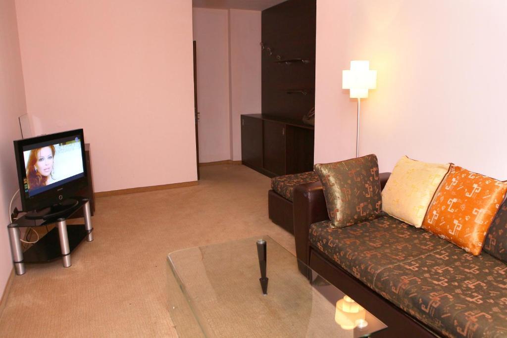 Hotel Finix サンダンスキ 部屋 写真